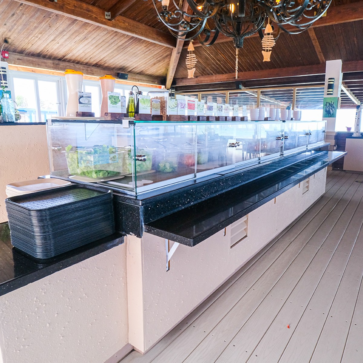 Lunch buffet at De Palm Island